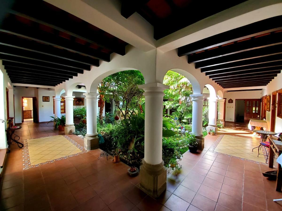 Hotel Y Jardines Casa Buho Antigua Luaran gambar