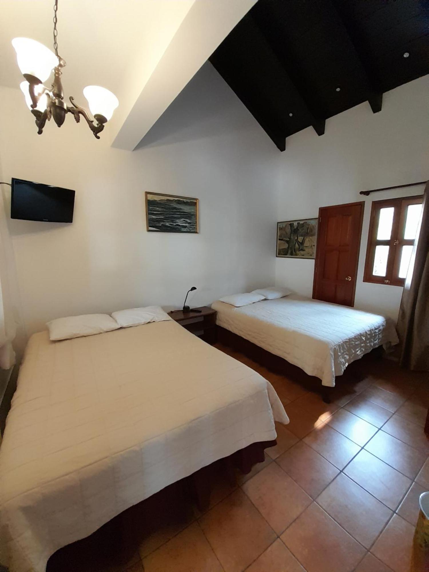 Hotel Y Jardines Casa Buho Antigua Luaran gambar